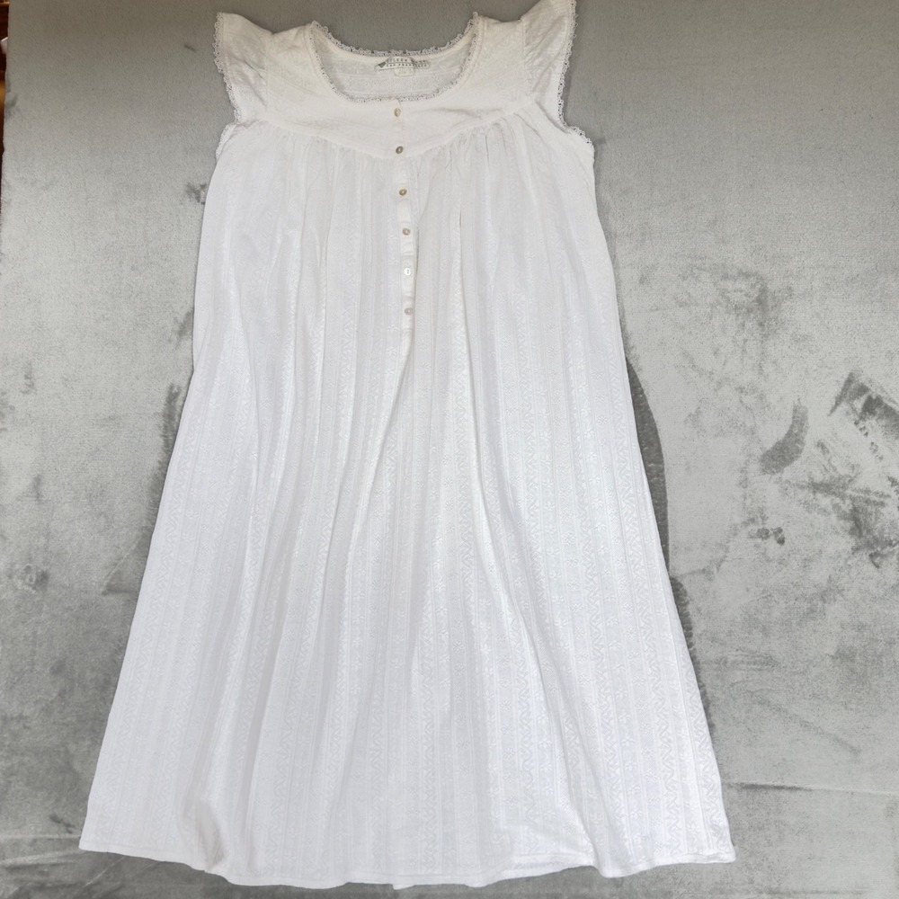 Eileen West Vintage White Cotton Pointelle Lace Nightgown cottagecore boho